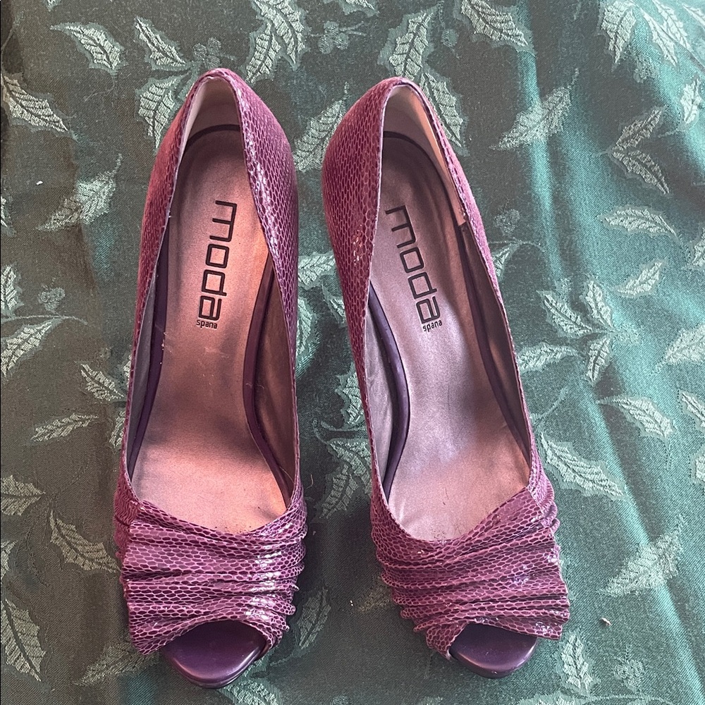 Moda Vintage Chic Purple Open-Toe Platform Heels